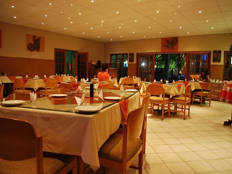 Makalani Hotel Tsumeb Extérieur photo